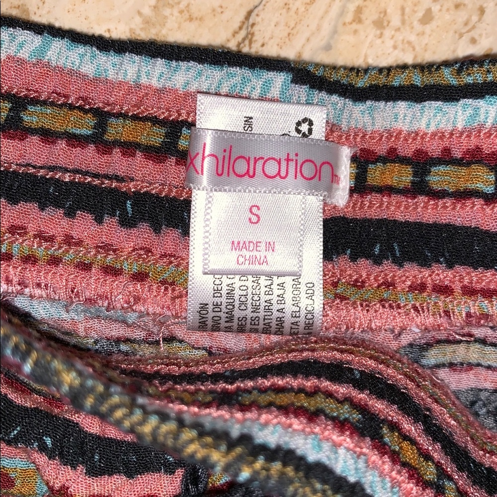 Target Patterned Shorts Size Small - Picture 2 of 2